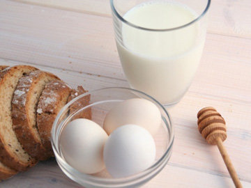Источники белка животных - молочные продукты, яйца
