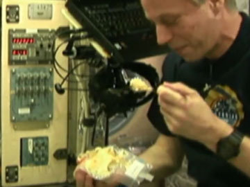 Что едят космонавты