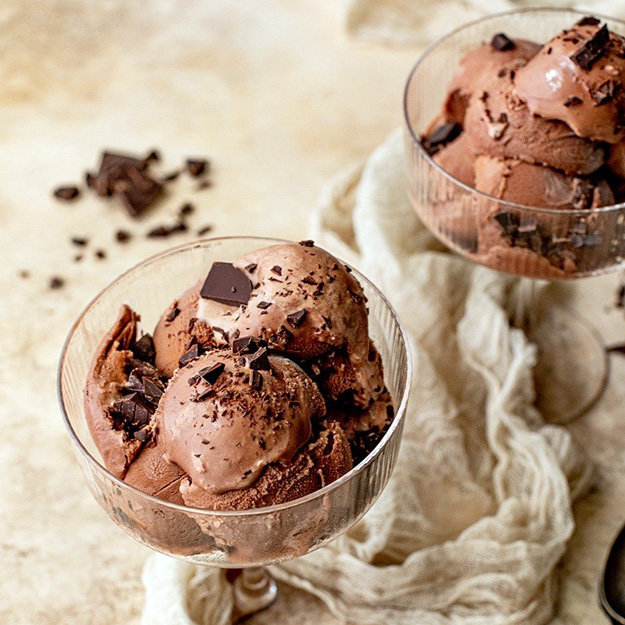 шоколадное мороженое вкусное