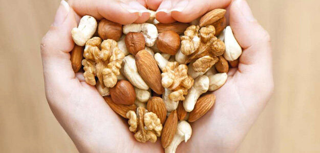 Продукты, снижающие холестерин — орехи