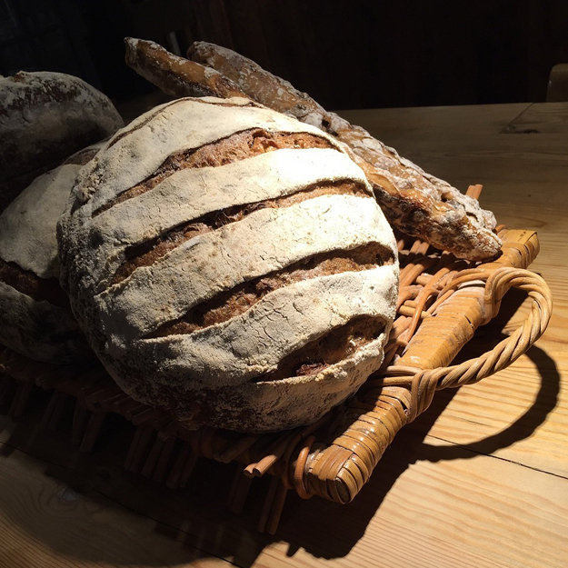 хлеб из цельнозерновой муки
